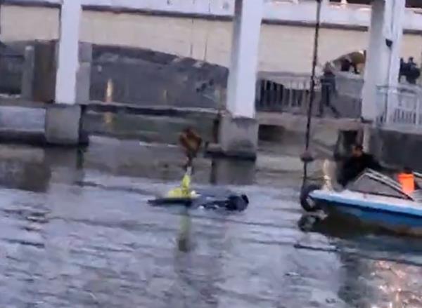 四川19岁救人溺亡小伙拟评“见义勇为” 四川19岁救人溺亡小伙拟评“见义勇为”