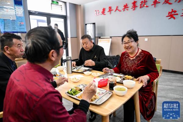 助餐服务便利“银发”生活