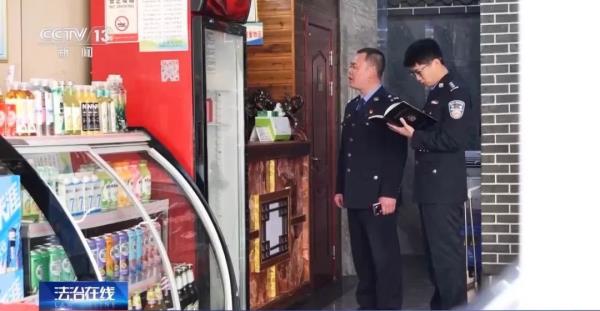 靠辱骂母亲“出名”，低俗主播“翻车记”