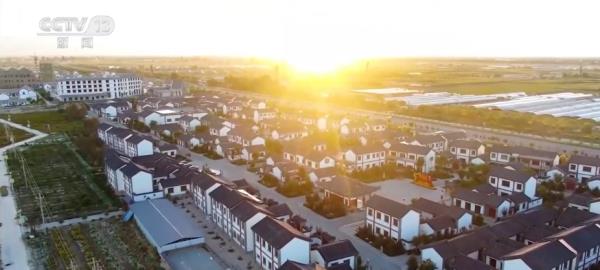 统筹好“硬投资”和“软建设” 超长期特别国债聚焦多个重点领域 统筹好“硬投资”和“软建设” 超长期特别国债聚焦多个重点领域