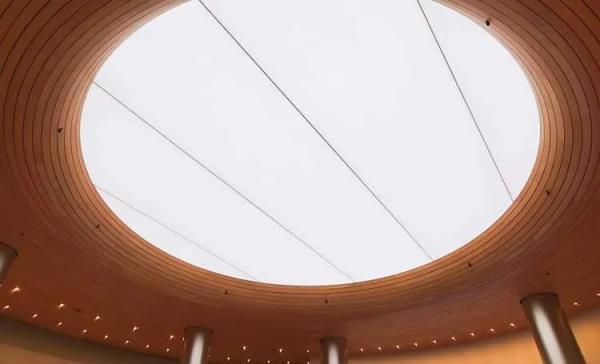 他突然现身外滩!有人特意从外地飞来想合影!这位明星还和他一起吃沪式早餐 他突然现身外滩!有人特意从外地飞来想合影!这位明星还和他一起吃沪式早餐