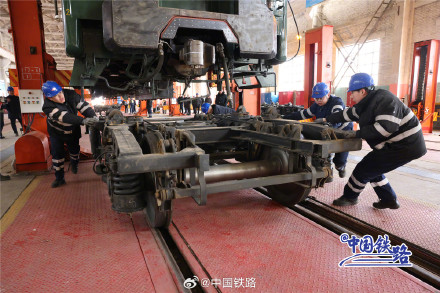 中蒙间国际旅客列车恢复开行 中蒙间国际旅客列车恢复开行