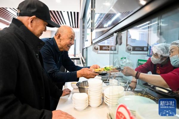 助餐服务便利“银发”生活