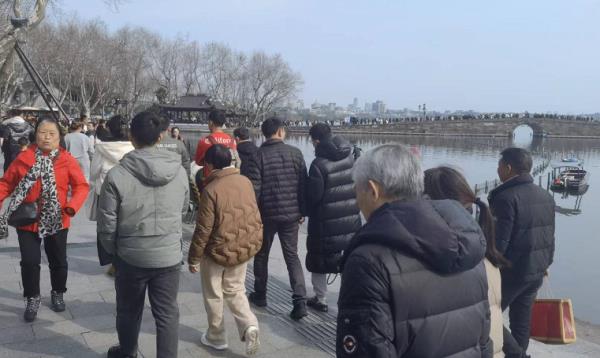 太火爆!杭州这拨大军,又出动了!有人专门跨越整座城,结果... 太火爆!杭州这拨大军,又出动了!有人专门跨越整座城,结果...