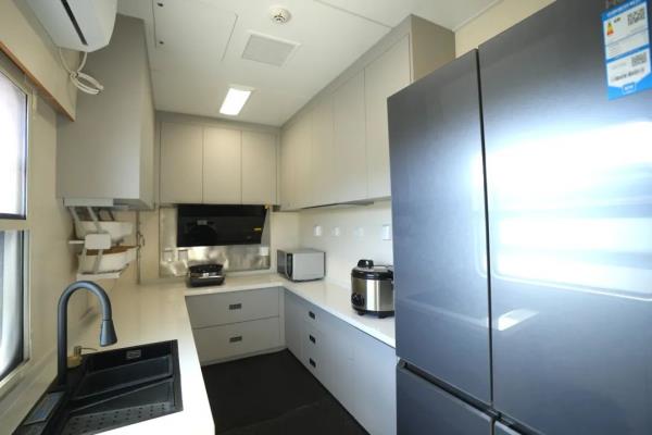 改造升级后的宿营车，开始投用！