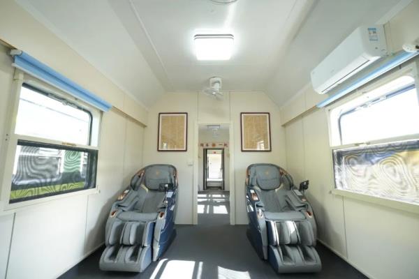 改造升级后的宿营车，开始投用！