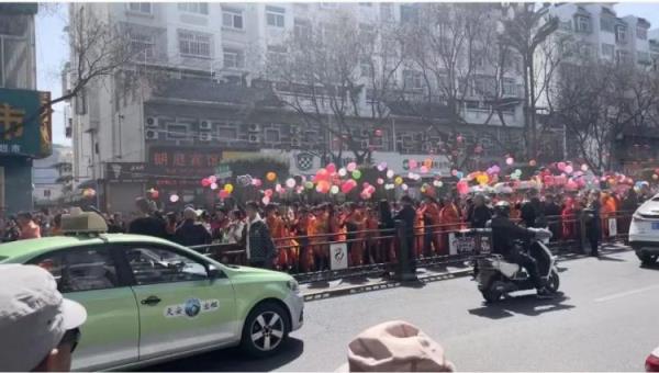 入围“天水麻辣烫吃货节”店主讲述：有人营业额翻10倍