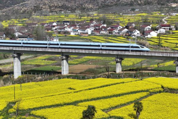 开往春天的列车