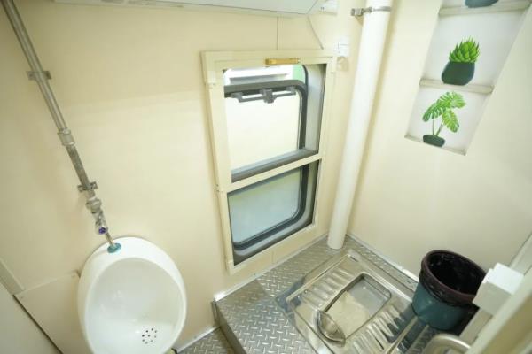 改造升级后的宿营车，开始投用！