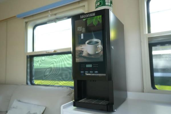 改造升级后的宿营车，开始投用！