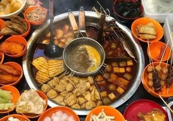 多地借力推介本地麻辣烫等小吃：我们的也很能“打”