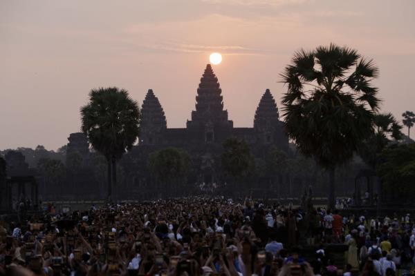 柬埔寨吴哥窟的日出