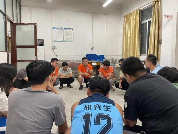 被两万元改变人生，他决定......