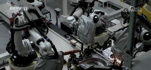 整合行业协会资源 “攥指成拳”推进产业建圈强链