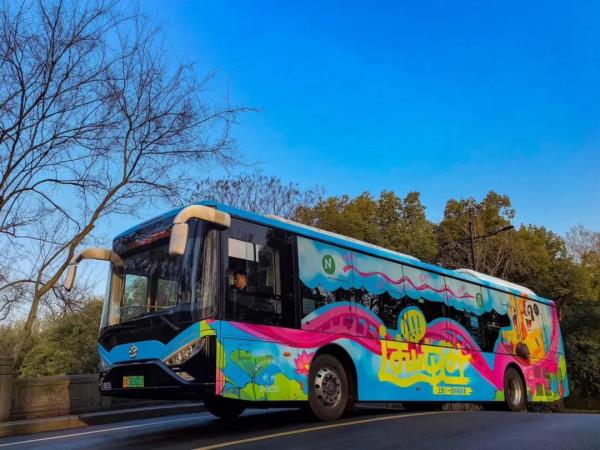 3块钱的“过山车”火了……网友:我的心都飞起来了 3块钱的“过山车”火了……网友:我的心都飞起来了