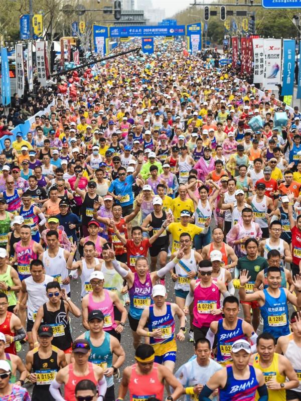 冠军诞生,破纪录! 冠军诞生,破纪录!