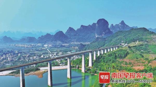 连休8天！有人晒拼假攻略：出国看演唱会！