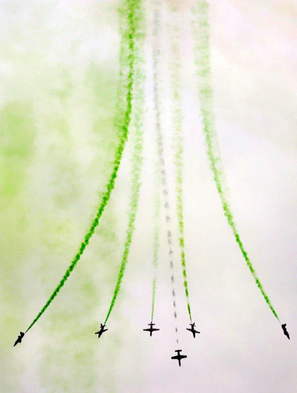 巴基斯坦举行阅兵式庆祝“巴基斯坦日”