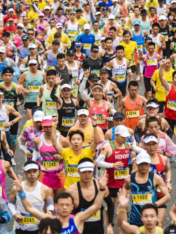 冠军诞生,破纪录! 冠军诞生,破纪录!