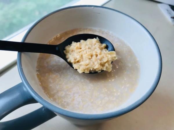 高淀粉食物要少吃？研究发现：有种特殊淀粉能帮助缓解肥胖、脂肪肝