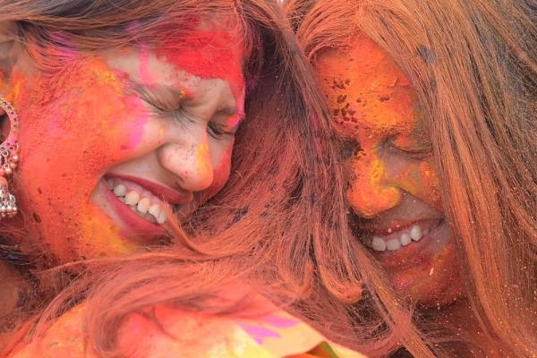 印度:欢庆洒红节 印度:欢庆洒红节