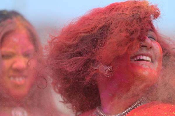 印度:欢庆洒红节 印度:欢庆洒红节