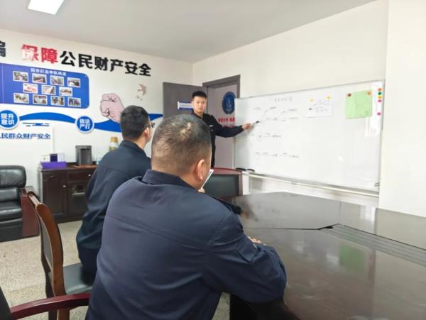 市民张大妈的男友，突然失联！警方揭开真相……