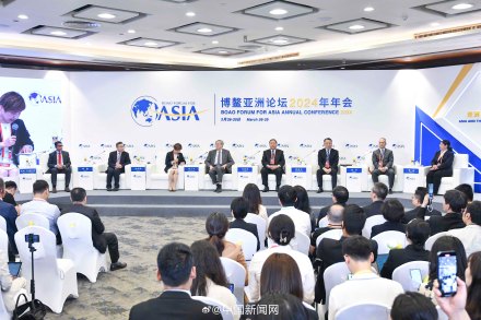 周小川：亚洲迈向电力零碳要有更大的激励和约束机制