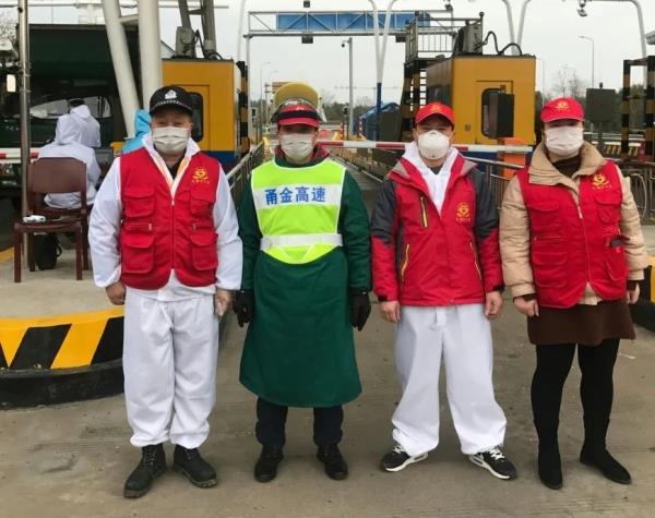 浙江金华6旬大叔跳江救人，事后婉拒10万酬金