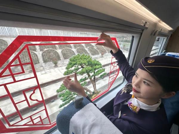 池黄高铁“试跑”!预计4月底具备开通运营条件 池黄高铁“试跑”!预计4月底具备开通运营条件