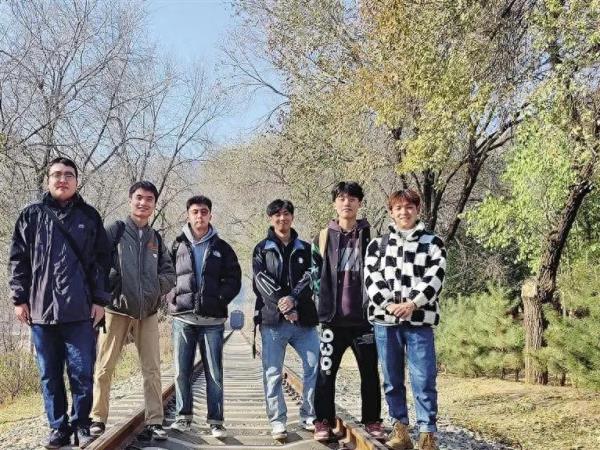 中北大学同寝室6个帅小伙集体保研 “神仙宿舍”为啥这么牛？