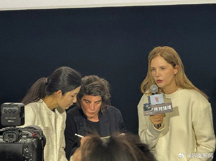 《坠落的审判》导演特里耶：我想知道我的女儿怎样看待我与我的过去