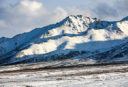 来感受一波青海雪域的震撼