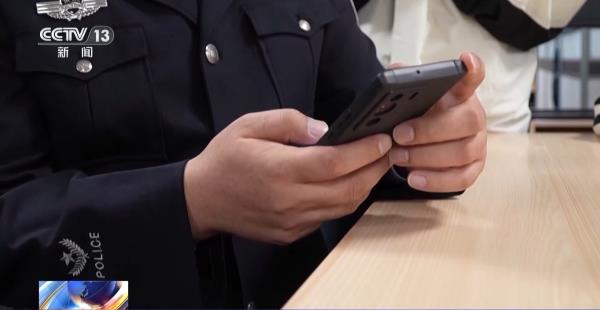 利用AI换脸能盗刷医保卡？警方提醒