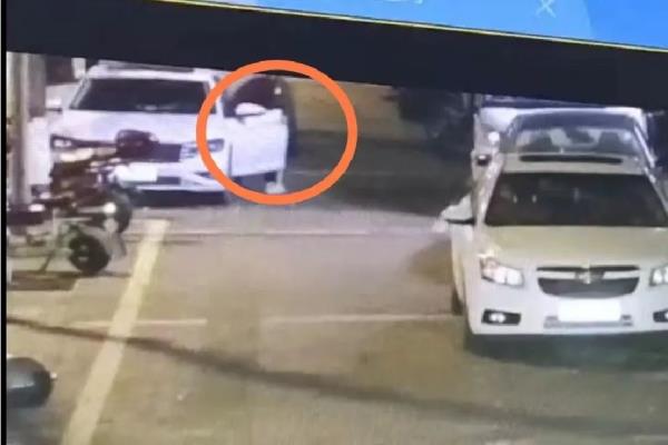 凌晨5点,杭州一男一女出现在地下车库,保安赶去一查…… 凌晨5点,杭州一男一女出现在地下车库,保安赶去一查……