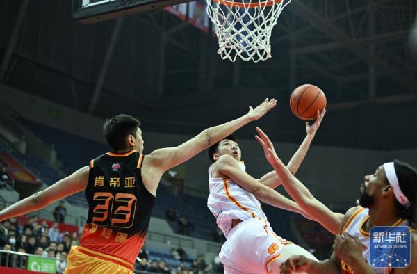 篮球丨CBA常规赛：江苏肯帝亚不敌深圳马可波罗