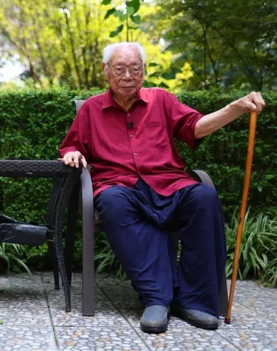 痛别!《让子弹飞》原著作者去世 痛别!《让子弹飞》原著作者去世