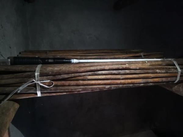 大义灭亲儿子因不想读书举报父亲私藏枪支