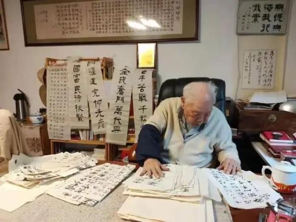 痛悼！他于昨晚离世，曾两度患癌，传奇一生