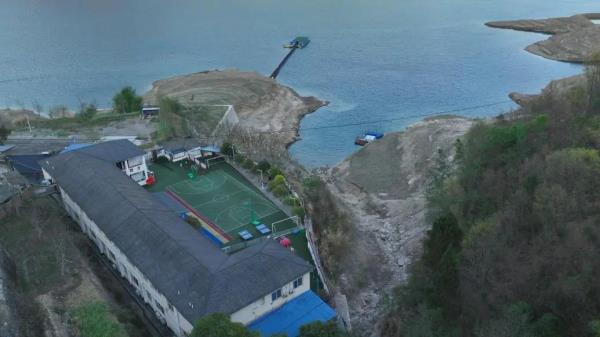 四川广元一小学生溺水身亡,当地回应 四川广元一小学生溺水身亡,当地回应