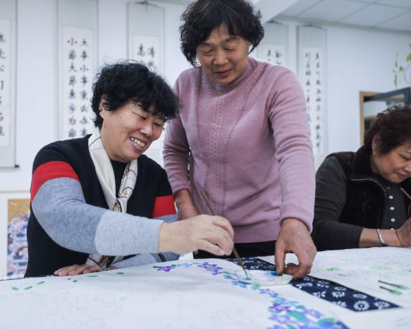 浙江嘉兴农民收入连续20年居全省前列 浙江嘉兴农民收入连续20年居全省前列