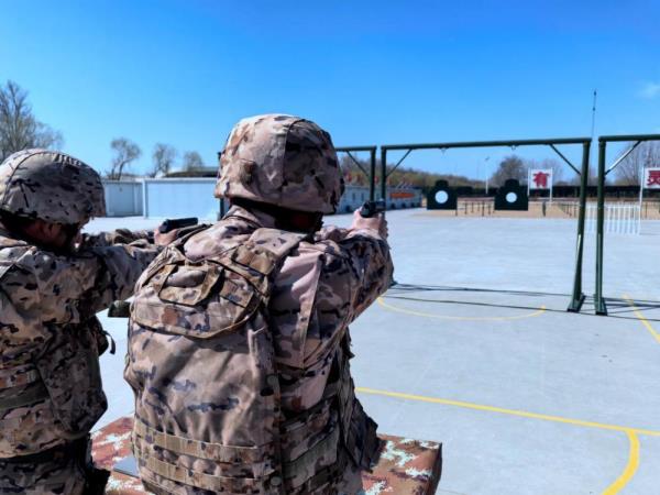 热血沸腾!武警部队春日火热练兵 热血沸腾!武警部队春日火热练兵