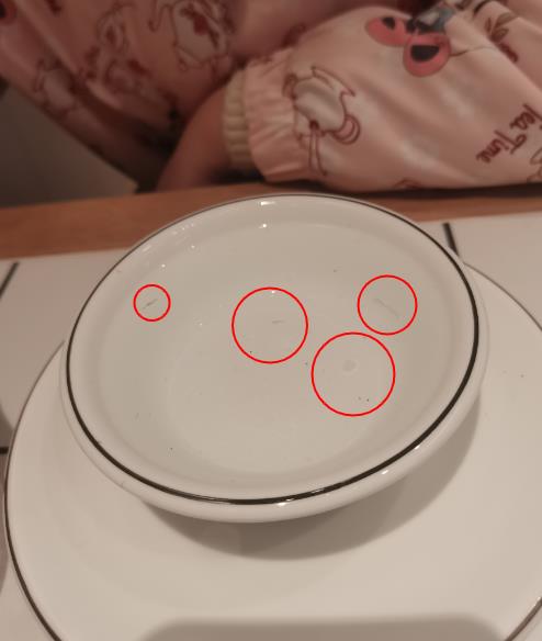 看吐了！这一幕曝光，太离谱...