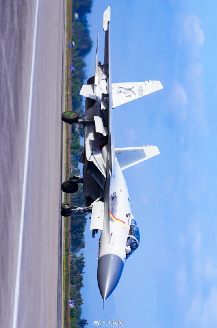 转发收藏!舰载歼击机高清壁纸 转发收藏!舰载歼击机高清壁纸