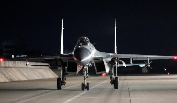 超炫酷舰载歼击机高清壁纸来了