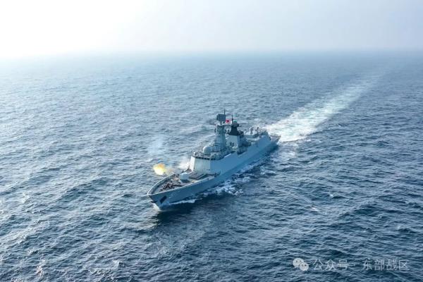 舰艇编队,持续鏖战数昼夜…… 舰艇编队,持续鏖战数昼夜……