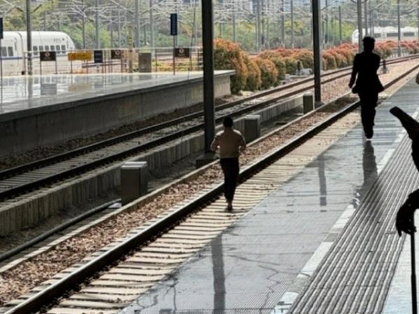 跳轨旅客最新后续!伤情进展 跳轨旅客最新后续!伤情进展