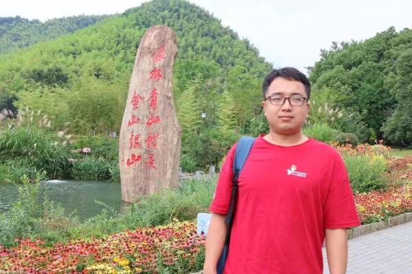 “用四个小时翻山越岭去上学!”网友拍到震撼一幕,评论区:当初我也是这样…… “用四个小时翻山越岭去上学!”网友拍到震撼一幕,评论区:当初我也是这样……