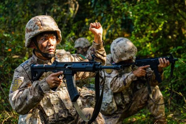 这组军营大片，超燃！