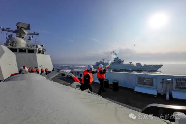 舰艇编队,持续鏖战数昼夜…… 舰艇编队,持续鏖战数昼夜……